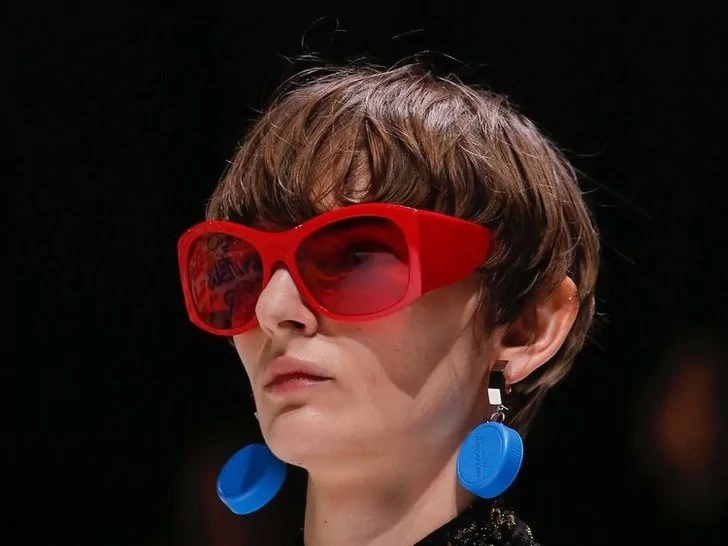 Wew, Balenciaga Rilis Anting Tutup Botol Seharga Rp6 Juta - 0