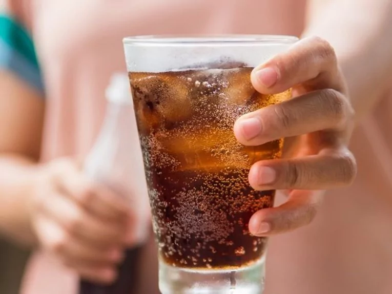 Minuman bersoda