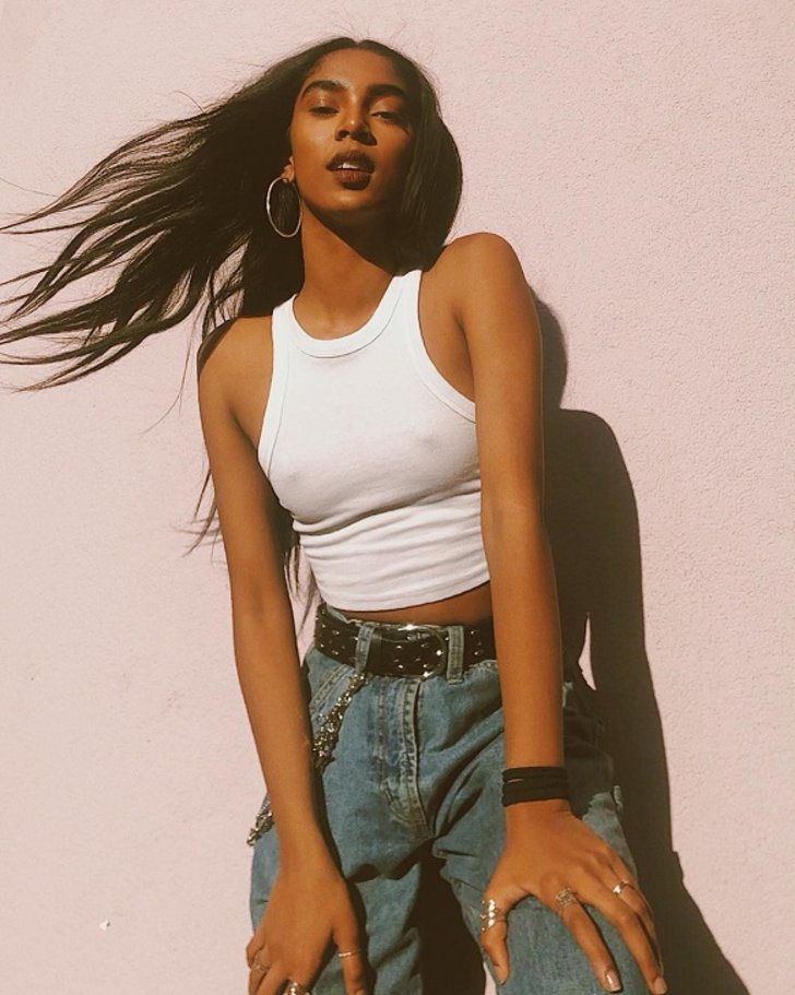 Dok. Instagram @naomijanumala - Naomi Janumala, Model Asal India yang Jadi Wajah Baru dari Kampanye Fenty by Rihanna