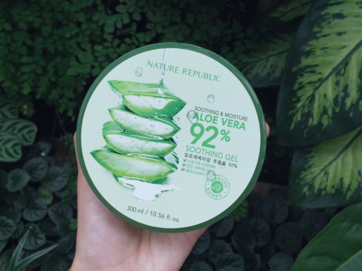 Kegunaan Nature Republic Aloe Vera 92% Soothing Gel