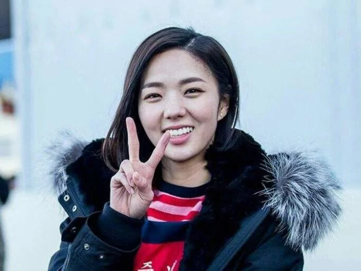 Model Rambut Pendek Ala Artis Korea - Chae Soo Bin
