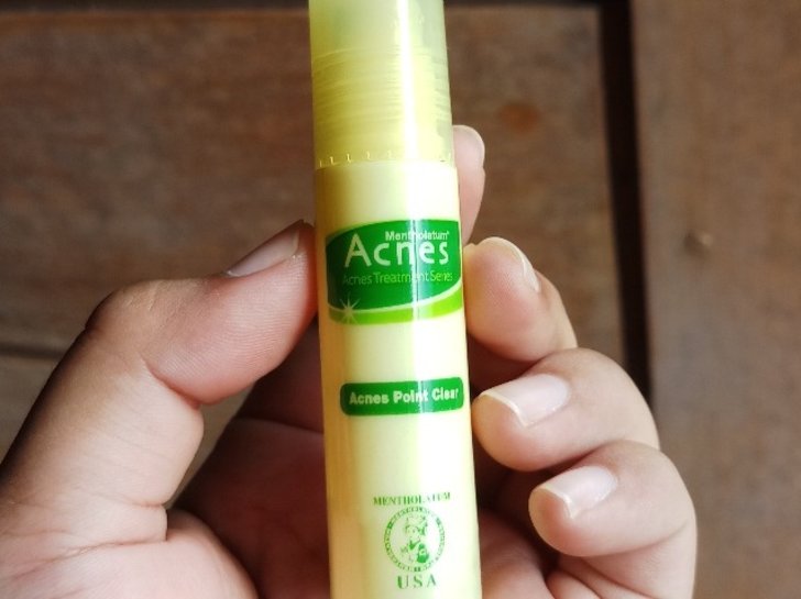 Tekstur Acnes Point Clear