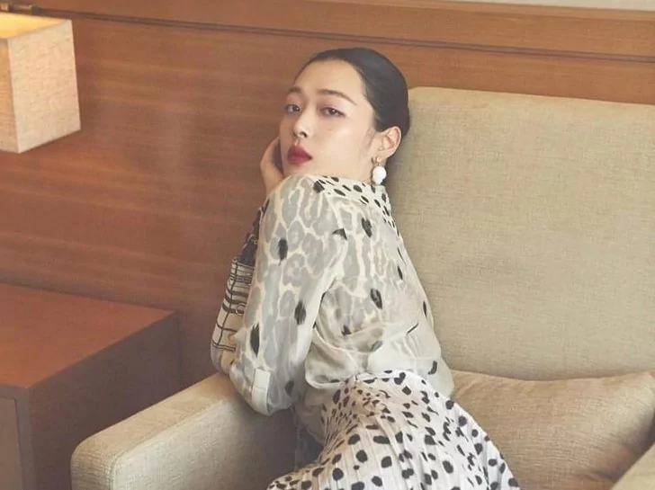 Fakta Sulli Eks f(x) - Vakum dan keluar dari f(x)