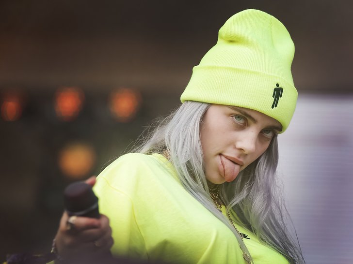 Billie Eilish tidak suka senyum