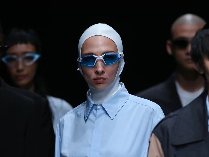 INDONESIA FASHION FORWARD