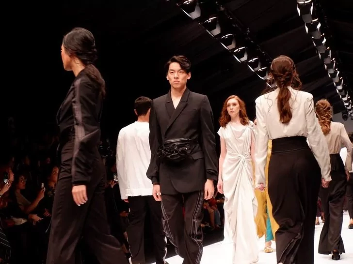 Dewi Fashion Knights