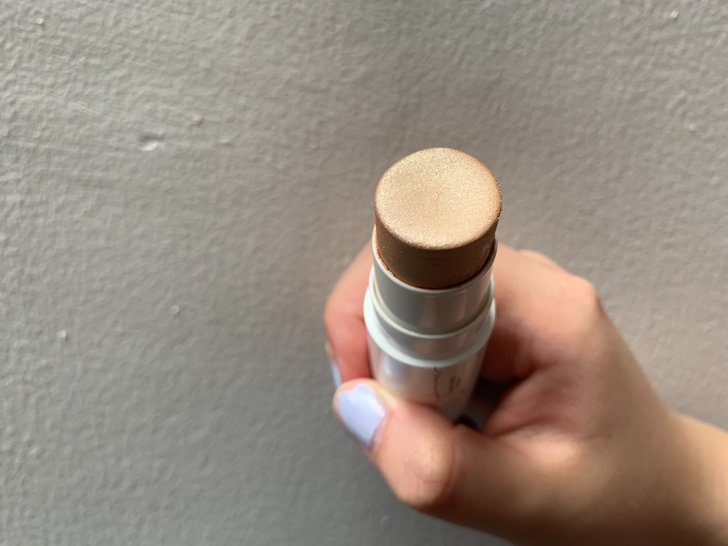 Femme Luster Stick Highlighter - Tekstur