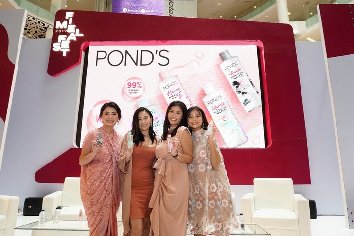 Talk Show Pond's