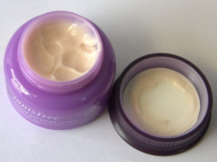 Tekstur Innisfree Orchid Enriched Cream