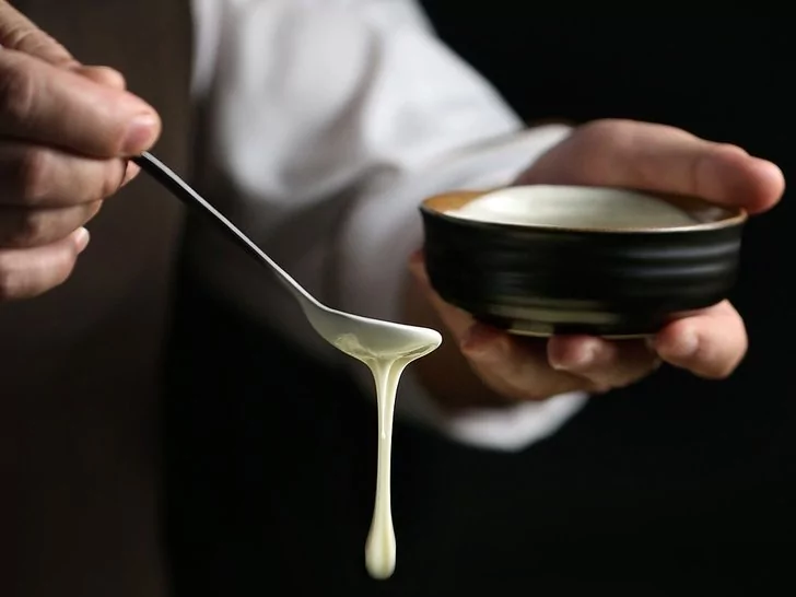 Cara Menghilangkan Ketombe - Baking Soda