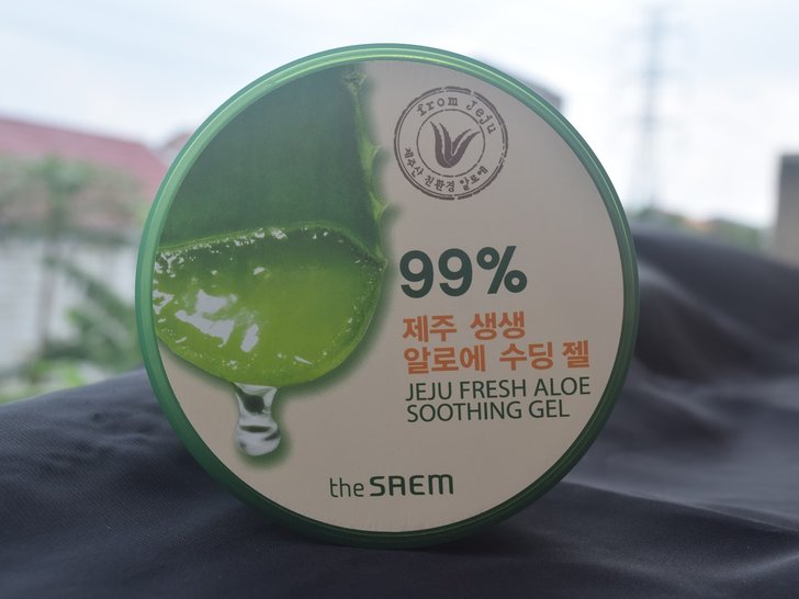 Kegunaan The Saem 99% Jeju Fresh Aloe Soothing Gel