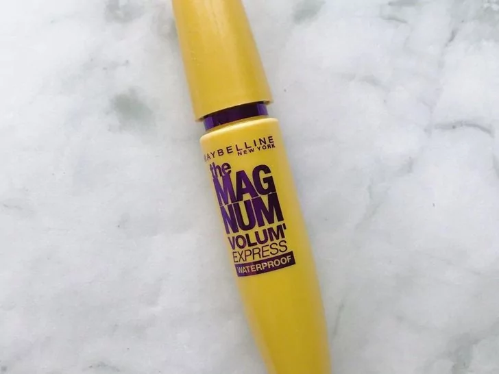 Kegunaan Maybelline The Magnum Volum’ Express