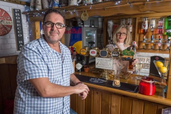 Jayne dan Paul (metro.co.uk)