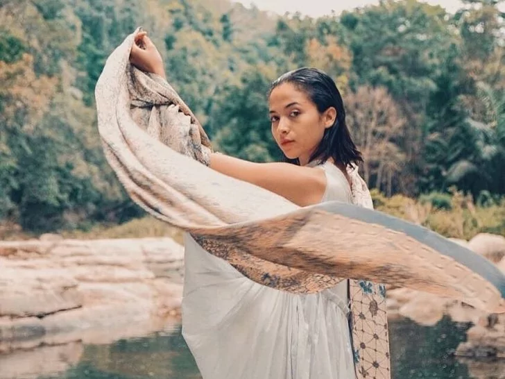 Pernah menjadi Fashion Designer