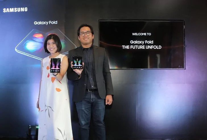 Launching Samsung Galaxy Fold