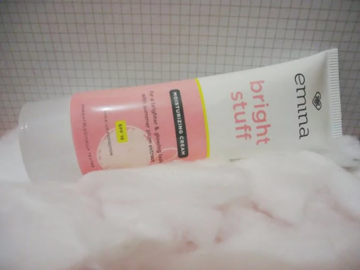 Kegunaan Emina Bright Stuff Moisturizing Cream