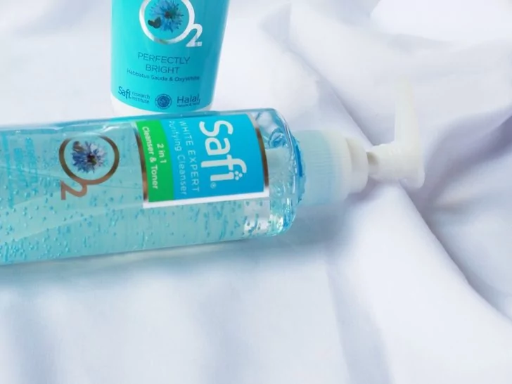Safi White Expert 2 in 1 Cleanser & Toner - Packaging