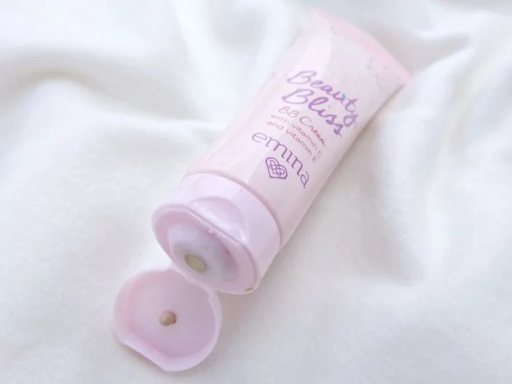 Packaging Emina Beauty Bliss BB Cream