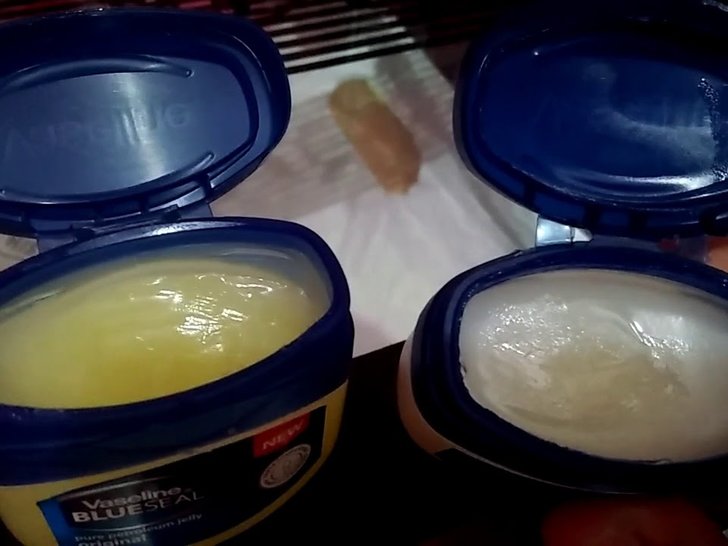 Perbedaan Vaseline Petroleum Jelly Asli dan Palsu - Perhatikan Warna dan Tekstur Produk