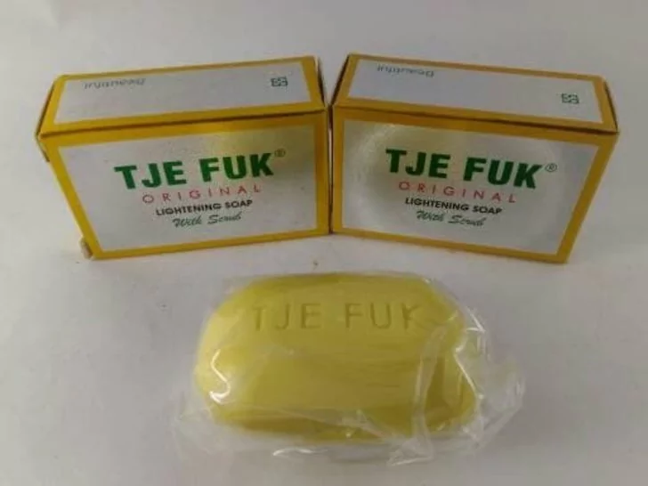 Sabun Mandi untuk Memutihkan Kulit - Tje Fuk Lightening Soap with Scrub