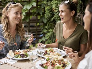 Tempatnya Anak Muda, Ini 5 Tempat Dinner Terfavorit di Jakarta Selatan Versi Woop